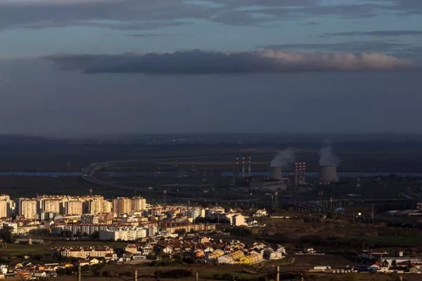 Carregado - Poster ID1